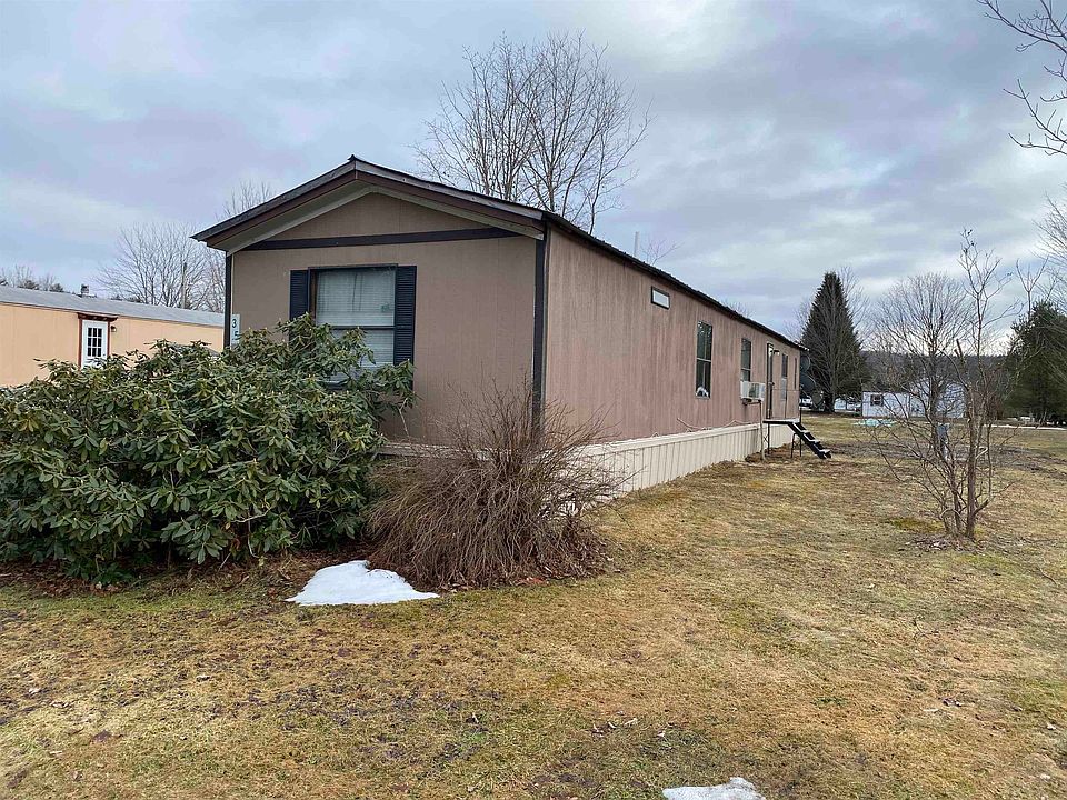 2nd image of 35 Redwood Drive
