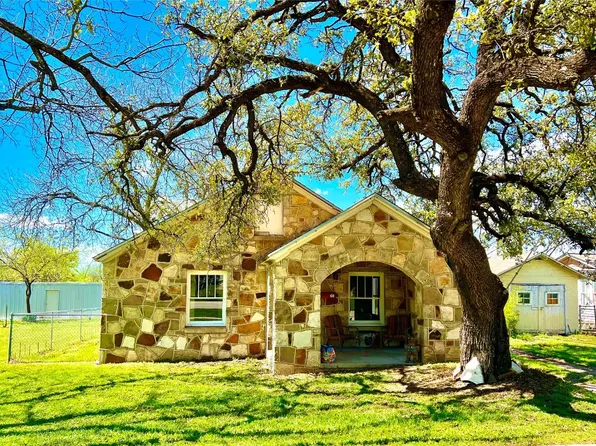 610 N Patrick St, Dublin, TX 76446