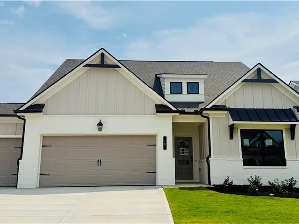 18 Piney Grove Ct, Auburn, GA 30011