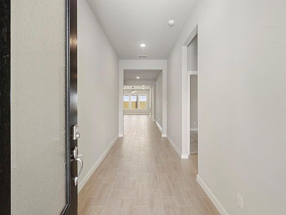 2nd image of 406 Apple Core Way