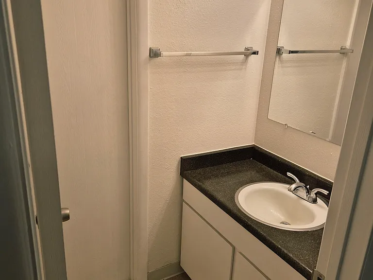 Magnussen Apartments — Photo 5