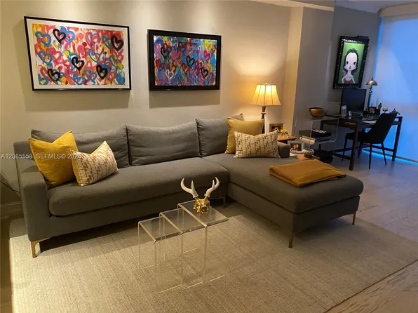 5401 Collins Ave, Miami Beach, FL