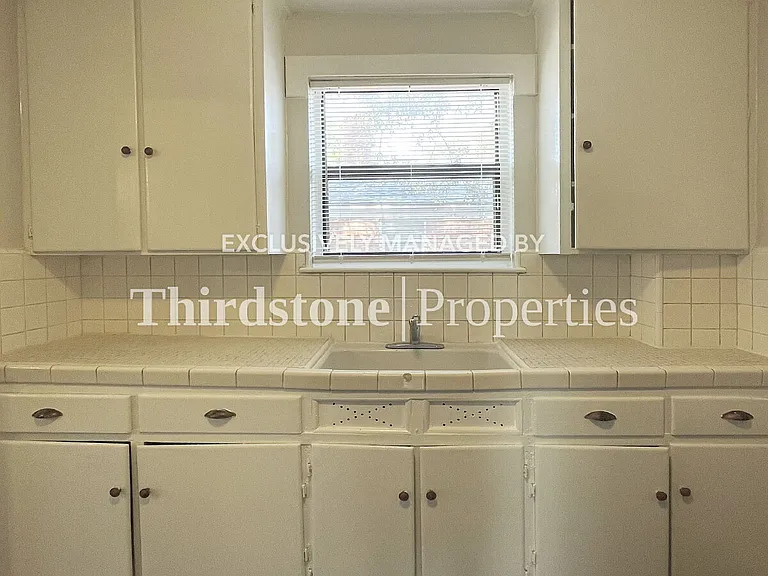 809 McDuff Ave S #2 — Photo 7