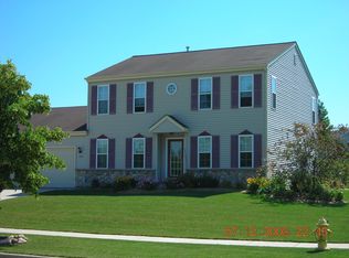 552 Timberline Dr, Slinger, WI 53086