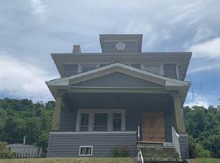 1011 Howard St, Bridgeport, OH 43912