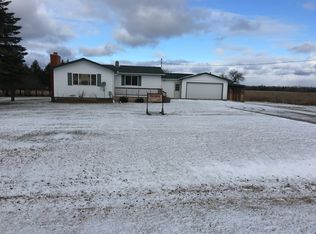 3942 21st Rd, Gladstone, MI 49837