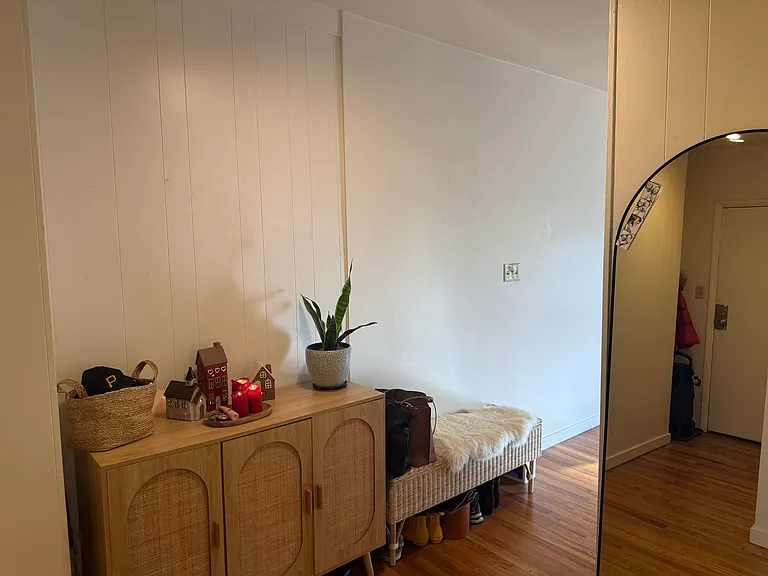 400 S Highland Ave #1B — Photo 3