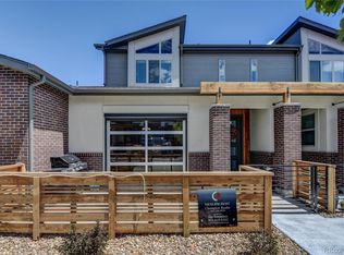 19560 E Sunset Cir, Centennial, CO 80015