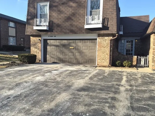 18W100 16th St, Villa Park, IL 60181