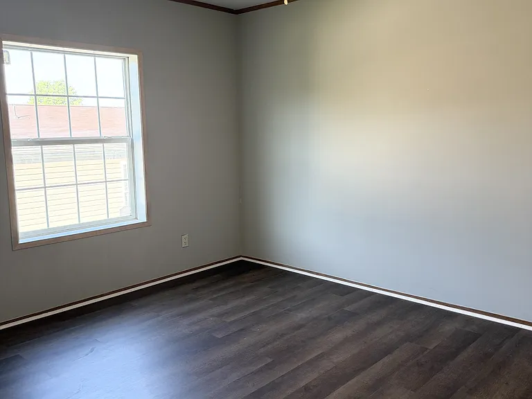 212 Pulliam Dr — Photo 5