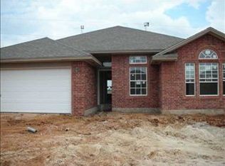 8212 Rambling Rd, Oklahoma City, OK 73132