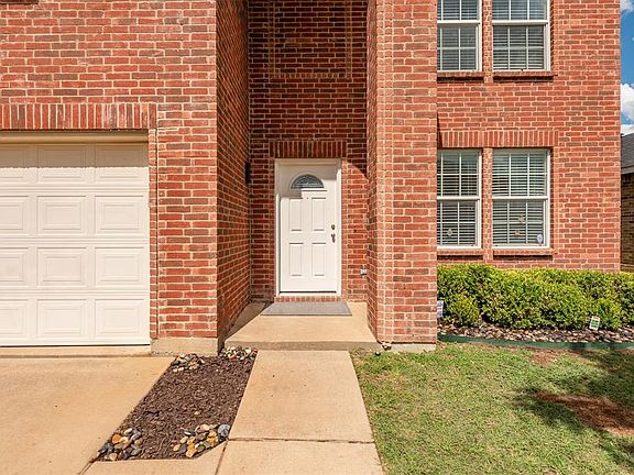 5th image of 9108 Old Clydesdale Dr