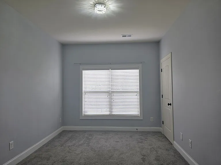 8809 Crenshaw Dr — Photo 16