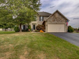 1 Briarcliff Cir, West Grove, PA 19390