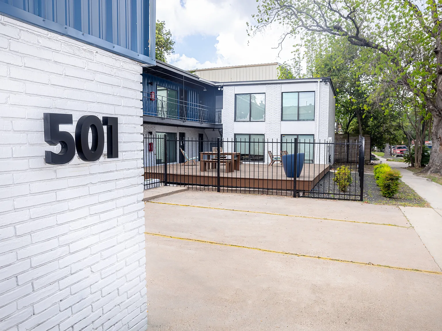 501 Branard Street - 6 — Photo 3