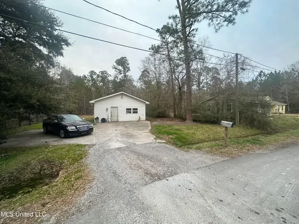 4818 30th 1/2 St, Gulfport, MS 39501
