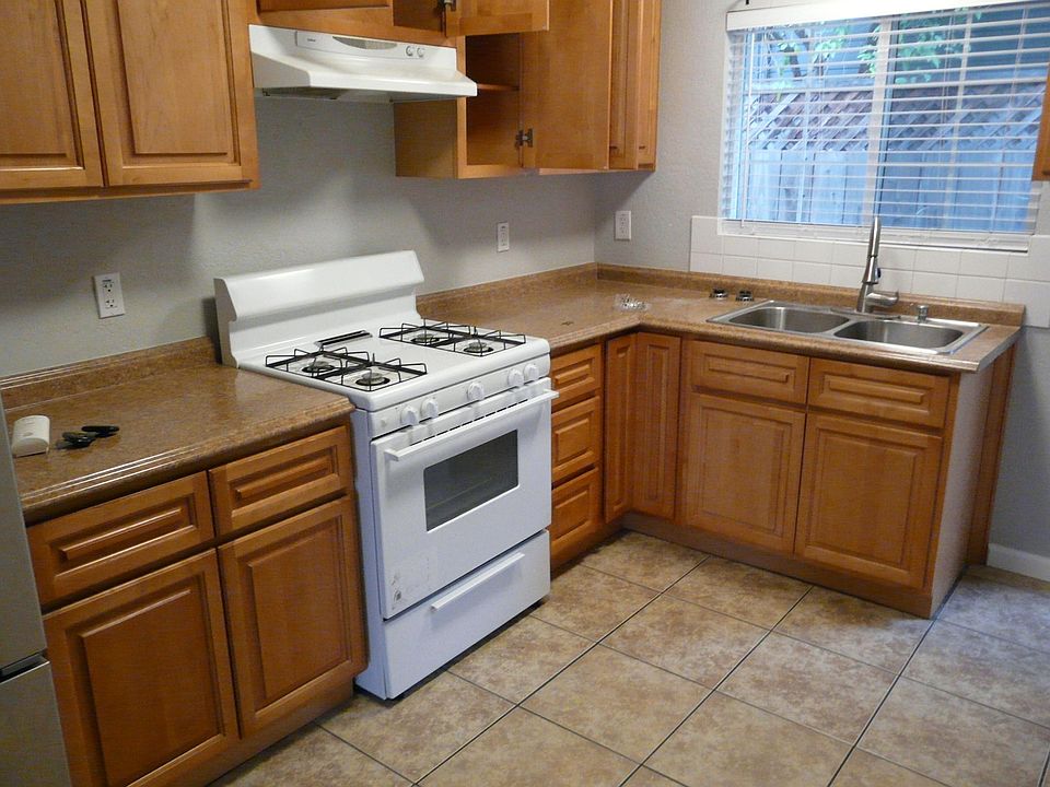 1st image of 728 Illinois Ave #A