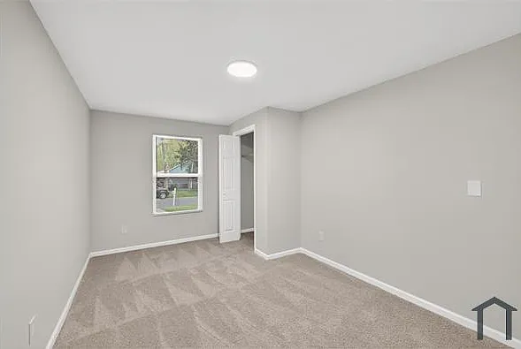 7321 Glenmont Dr — Photo 16