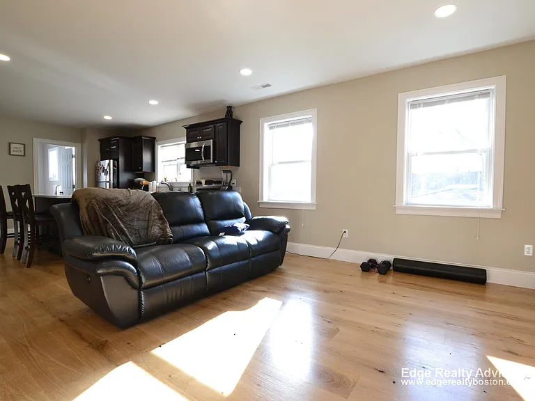 47 Francis St #3 — Photo 11