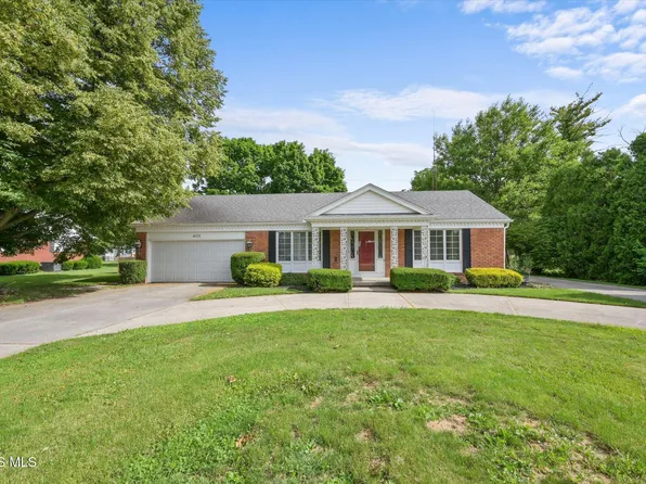 4055 Pickle Rd, Oregon, OH 43616