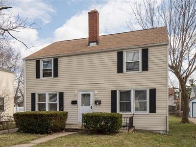 975 Beach Rd, Cheektowaga, NY, 14225