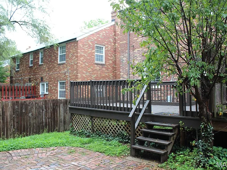 1119 Sanford Ave — Photo 11