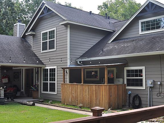 5th image of 8947 Forest Lake Dr