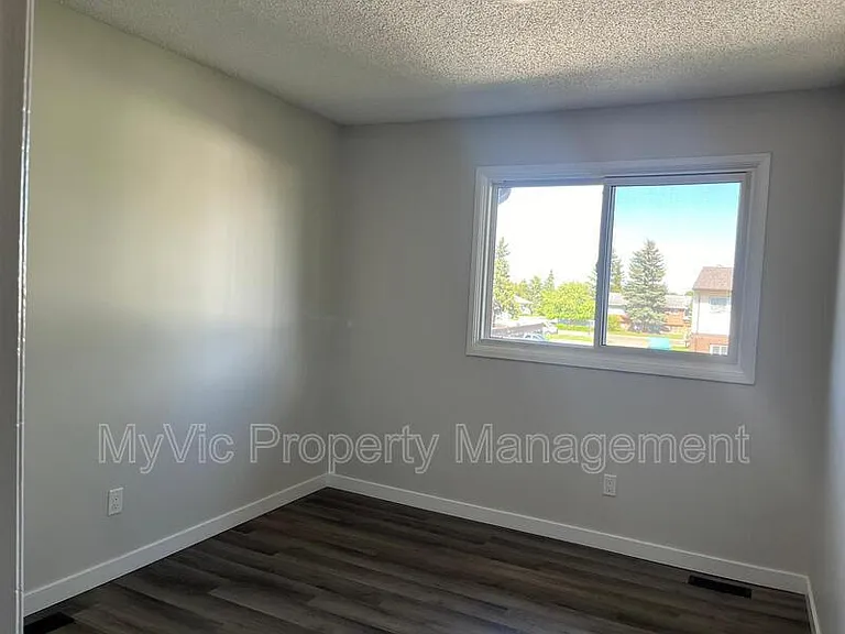 11728 139th Ave NW — Photo 12