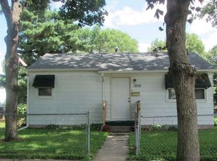 1252 Ackermant St, Waterloo, IA 50703
