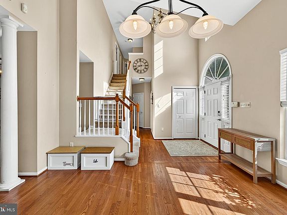 4th image of 101 Magpie Ln #151