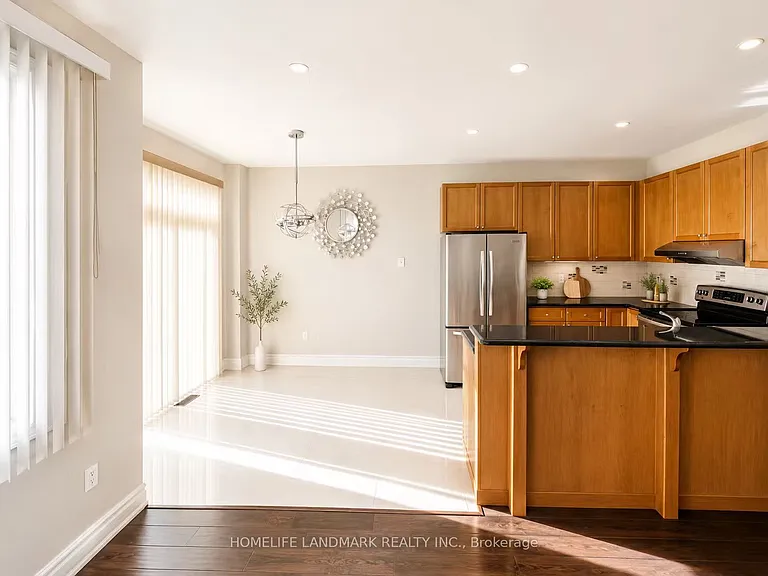36 Alex Black St — Photo 2