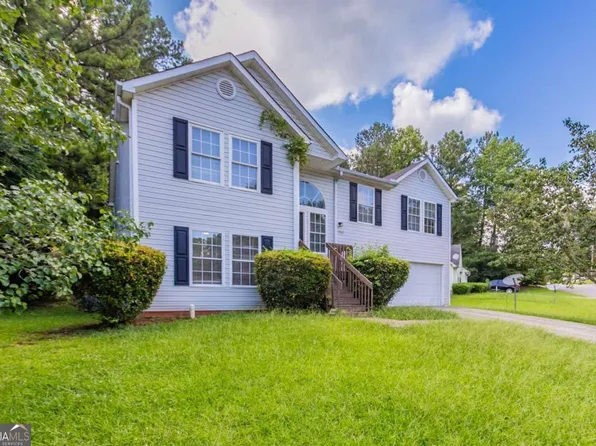 7092 Stonecreek Dr, Douglasville, GA 30134