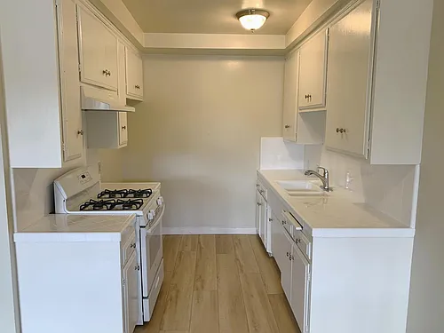 1151 Justin Ave #9 Photo 1