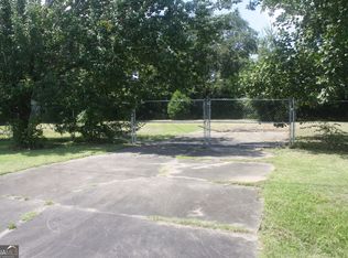 207 Cambridge Dr, Warner Robins, GA 31093