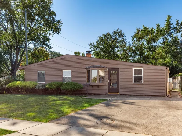 3687 Homecomer Dr, Grove City, OH 43123