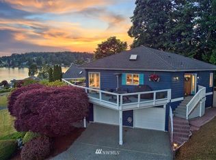 4911 Silver Beach Ave, Bellingham, WA 98226