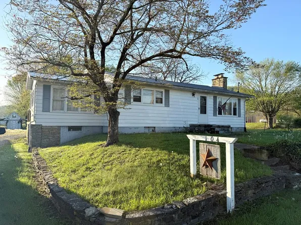 104 Garrison Ln, Garrison, KY 41141