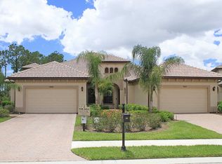 7445 Moorgate Point Way, Naples, FL 34113