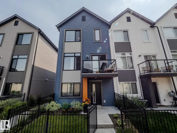 1010 Rabbit Hill Rd SW #21, Edmonton, AB T6W 4G7