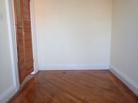 5th image of 119 Cambridge Pl APT 9