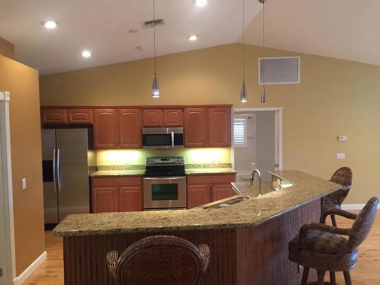 310 Shady Ln — Photo 23