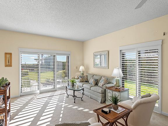 4th image of 1700 Ocean Dr APT 107