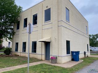 103 Jefferson St, Daingerfield, TX 75638