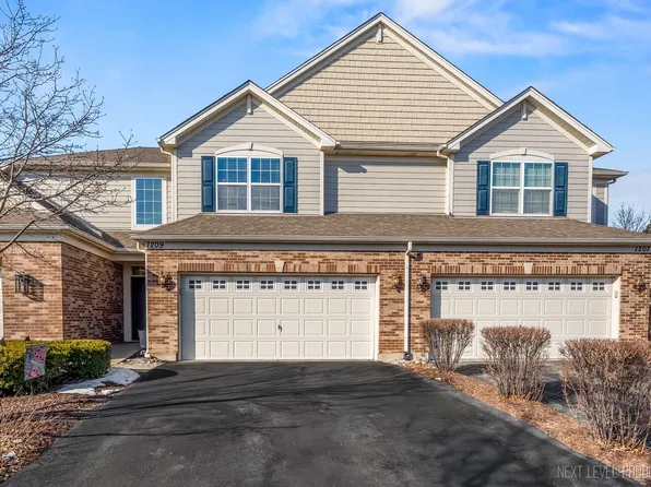 1209 John Hancock Dr, Bolingbrook, IL 60490