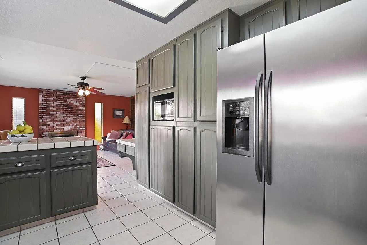 5205 Verdi Way — Photo 4