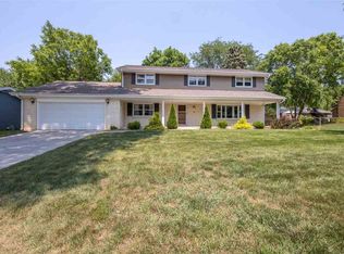 4960 Welsh Rd, Rockford, IL 61107