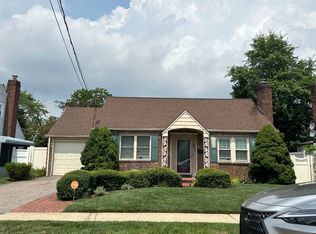 687 Joy Blvd, Baldwin, NY 11510