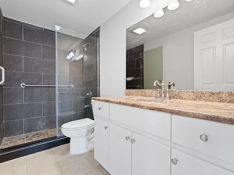 518 Ellery Ct #518 — Photo 27