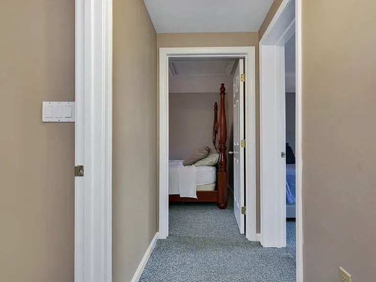103 Washington Rd — Photo 12