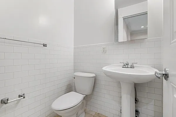 Rented by REAL New York | media 13